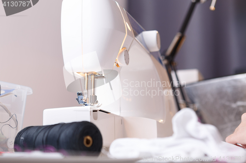 Image of Photos of sewing machine close-up