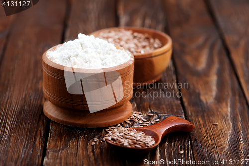 Image of flax seed and flour