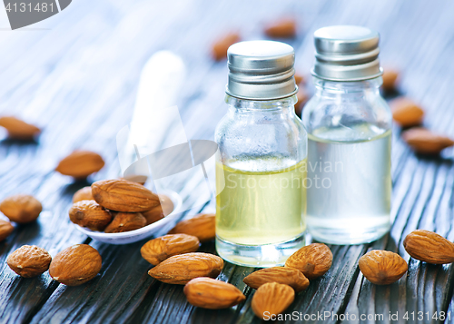 Image of almond oil