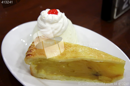 Image of Apple pie with ice cream