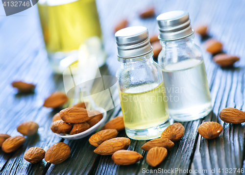 Image of almond oil