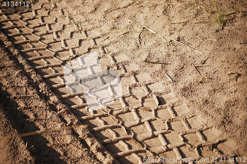 Image of tire tracks