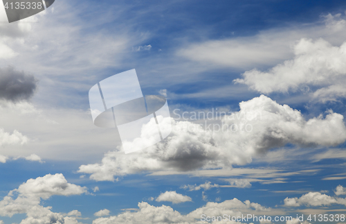 Image of cumulus clouds in the sky