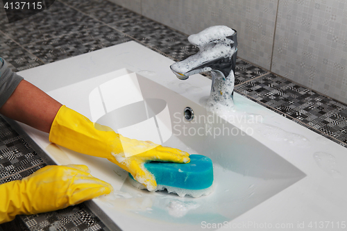 Image of housework in bathroom