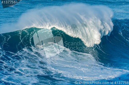 Image of Wave breaking in Nazare