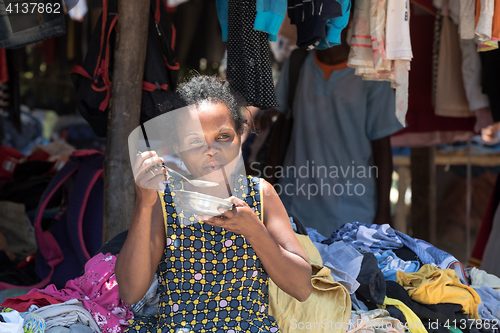 Image of Malagasy peoples on marketplace in Madagascar