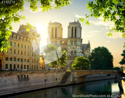 Image of Notre Dame cathedral