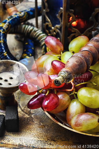 Image of Hookah and grapes