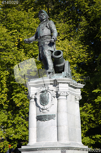 Image of statue of Admiral Peter Tordenskjold in Oslo, Norway 