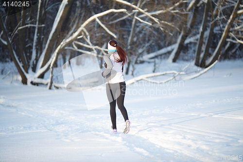 Image of Girl goes in for sports