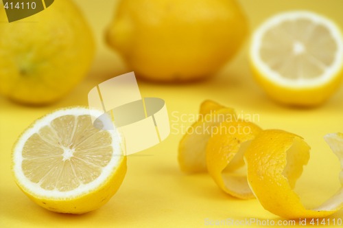 Image of Yellow fruits