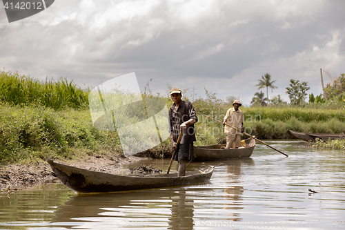 Image of Everyday life in madagascar countryside on river