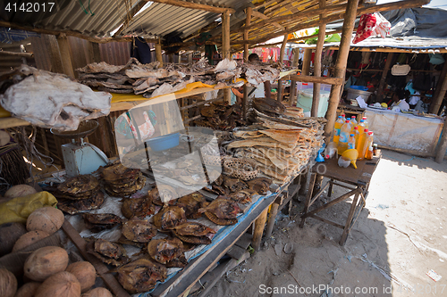 Image of Malagasy peoples on marketplace in Madagascar