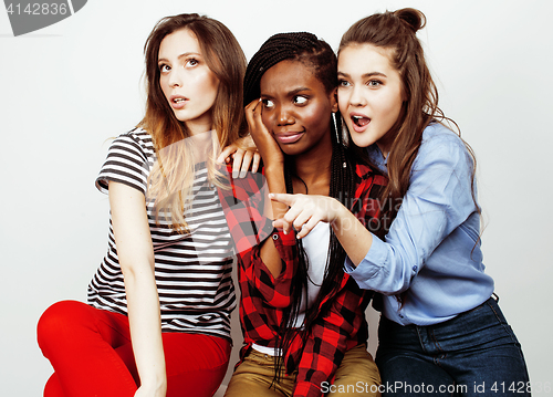 Image of diverse multi nation girls group, teenage friends company cheerful having fun, happy smiling, cute posing isolated on white background, lifestyle people concept, african-american and caucasian