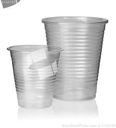 Image of Two different plastic cups vertically