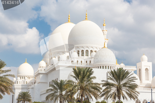 Image of Sheikh Zayed Grand Mosque, Abu Dhabi, United Arab Emirates.