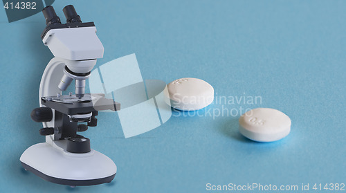 Image of Two aspirin pills