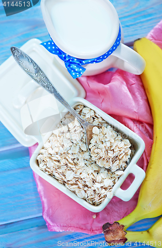 Image of oat flakes
