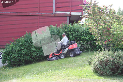 Image of lawn mower