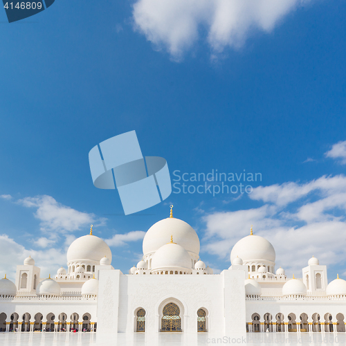 Image of Sheikh Zayed Grand Mosque, Abu Dhabi, United Arab Emirates.