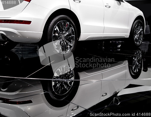 Image of Car and its reflection