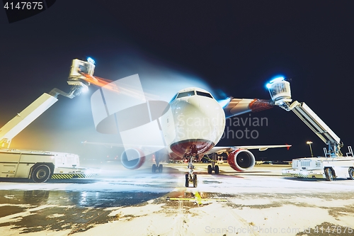 Image of Deicing of the airplane