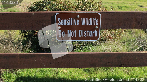 Image of Sensitive wildlife do not disturb,