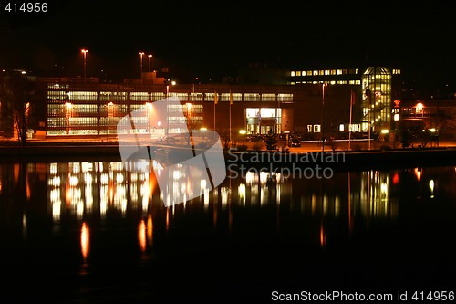 Image of Choppingsenter by night,
