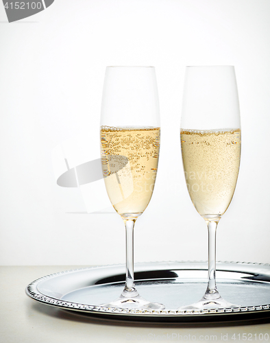 Image of two glasses of champagne