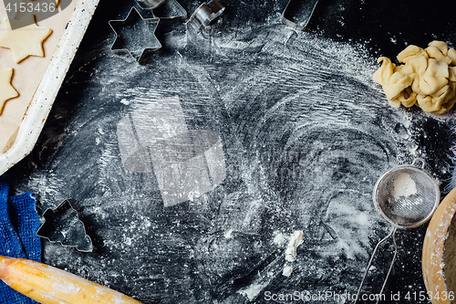 Image of Table covered with flour