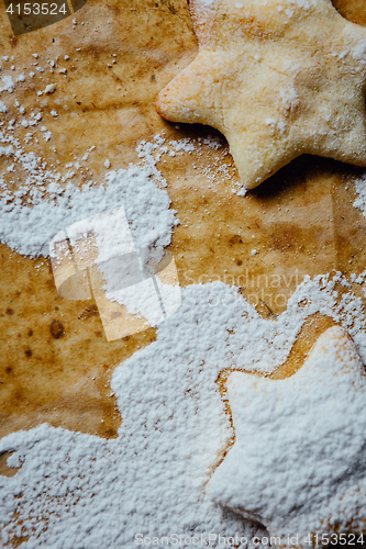 Image of One cookie on baking pan