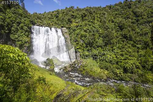 Image of marokopa falls