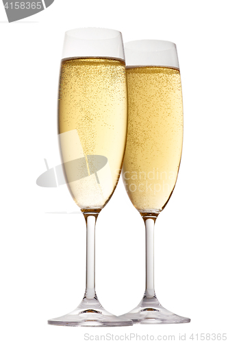 Image of two glasses of champagne