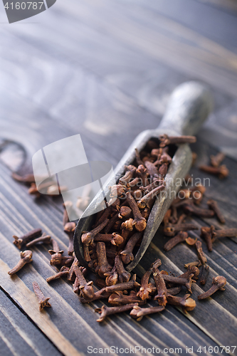 Image of cloves