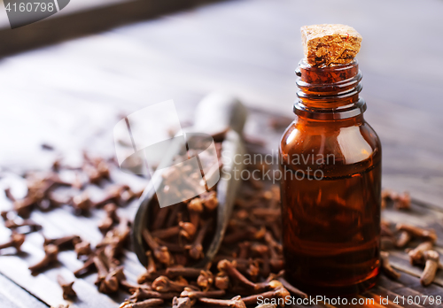 Image of clove oil