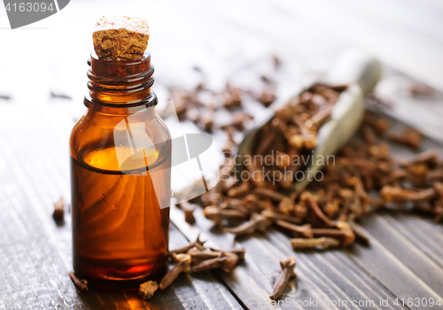 Image of clove oil