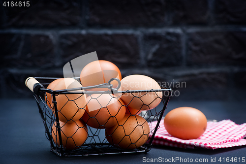 Image of raw chicken eggs