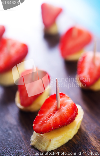 Image of canape with fruits