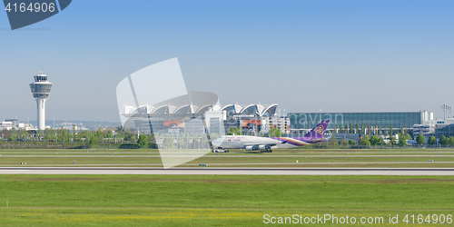 Image of Passenger turbojet airliner Boeing-747 of Thai Airways Internati