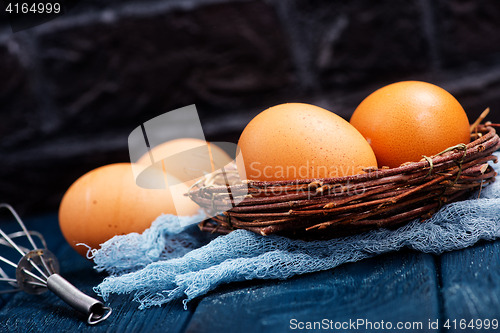 Image of raw chicken eggs