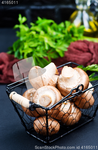 Image of raw mushroom