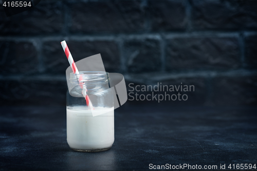 Image of milk in glass