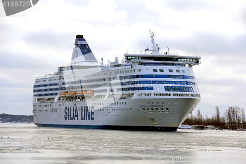 Image of Silja Line Ferry arrives in Helsinki