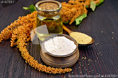 Image of Flour amaranth in clay bowl with oil on board