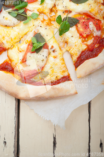 Image of Italian pizza Margherita