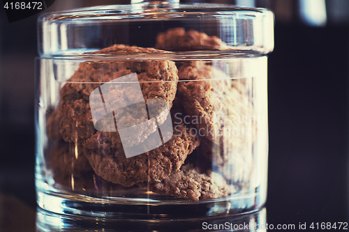 Image of Oatmeal cookie in glass jar