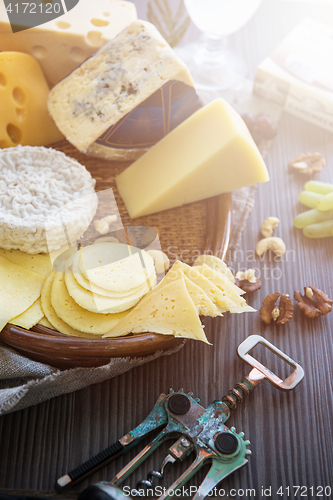 Image of Various types of cheese set