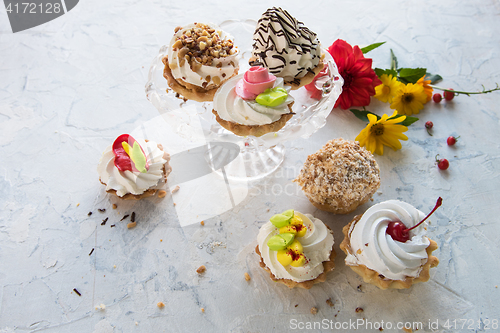 Image of Different cakes composition