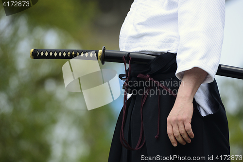 Image of aikido with the traditional japanese sword