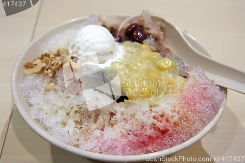 Image of Shaved ice dessert